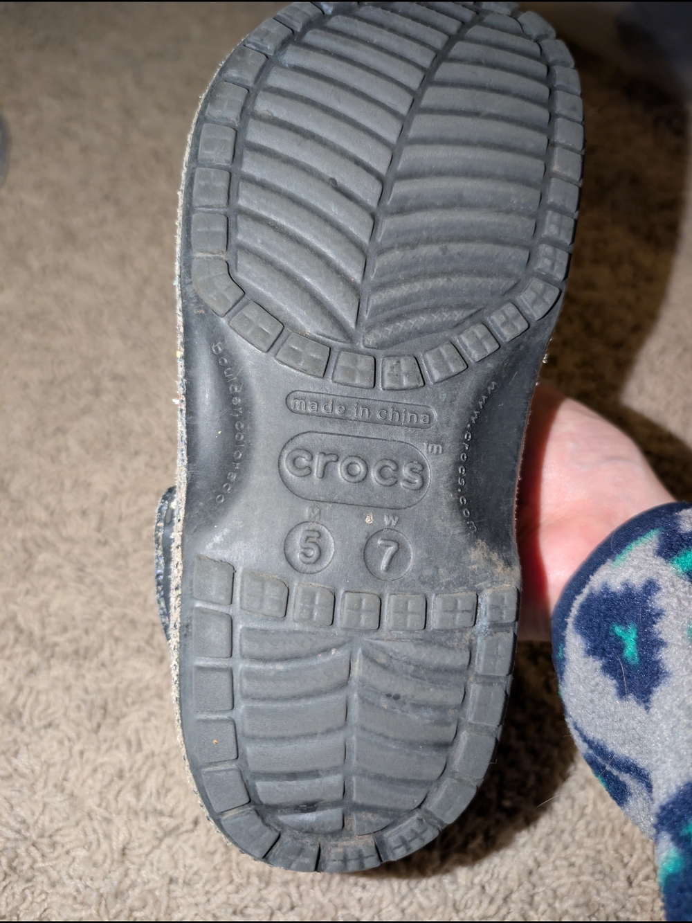CROCS Silver/Black Glitter - Picture 2 of 2